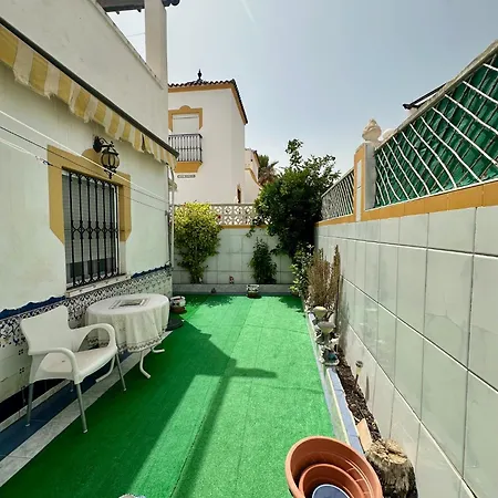 Ref 032 Vendégház Torrevieja